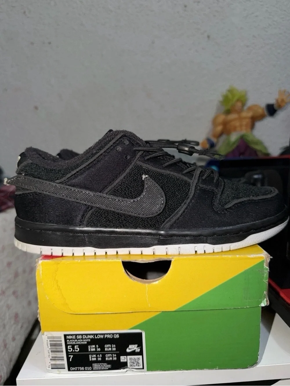 Nike Kids Black Low-Top Sneakers